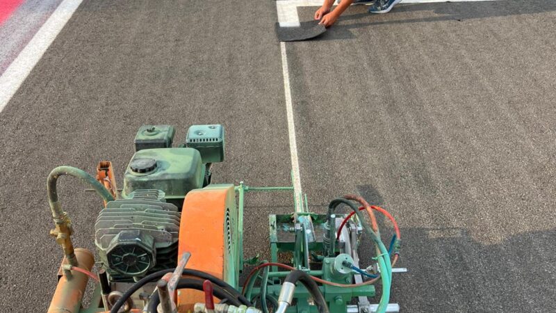 F1 race preparation roadgrip