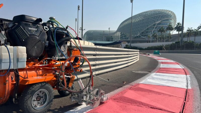 F1 racing circuit line painting yas marina