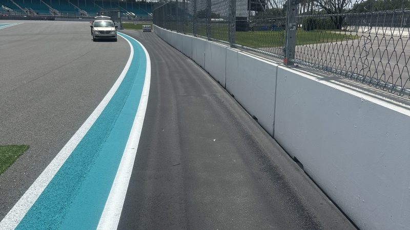 F1 track line marking machine