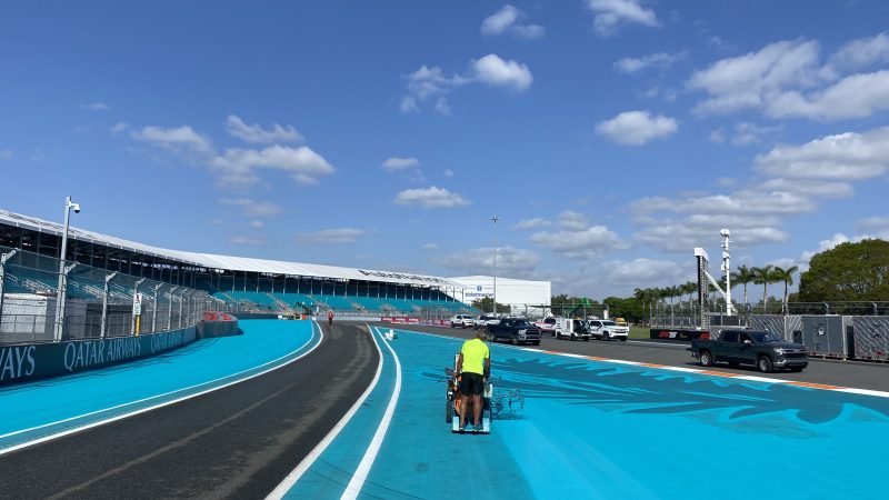 Miami racing circuit aqua paint