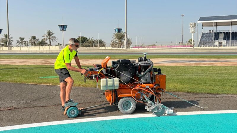 abu dhabi circuit painting