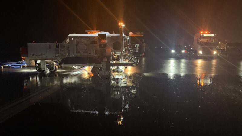 airfield grooving luton airport