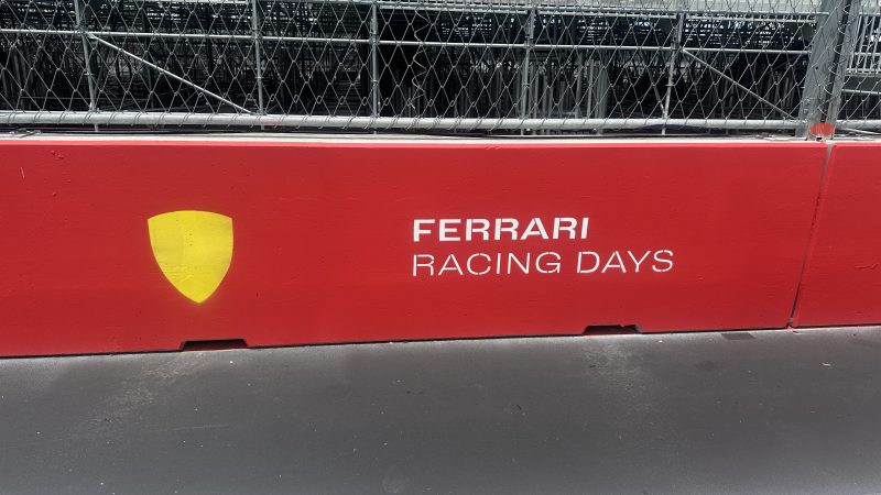 branded wall painting roadgrip