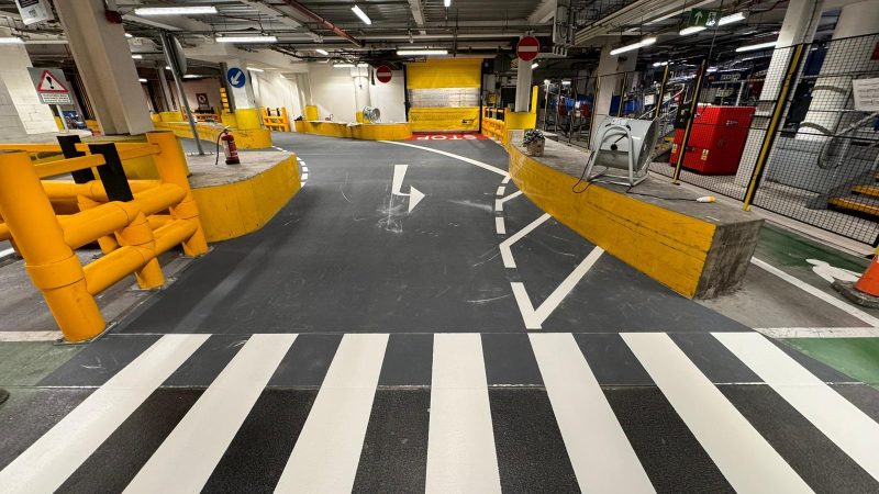 car park crossing markings