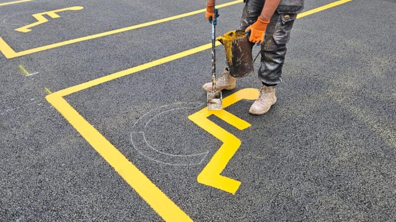 car park disabled bay marking