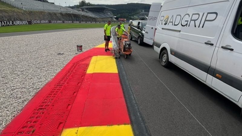 edge line painting motorsport spa