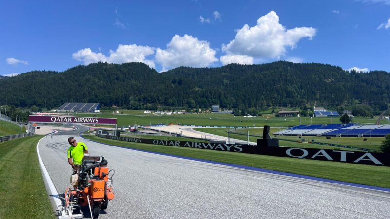 f1 race track preparation roadgrip