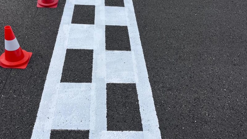finish line race track