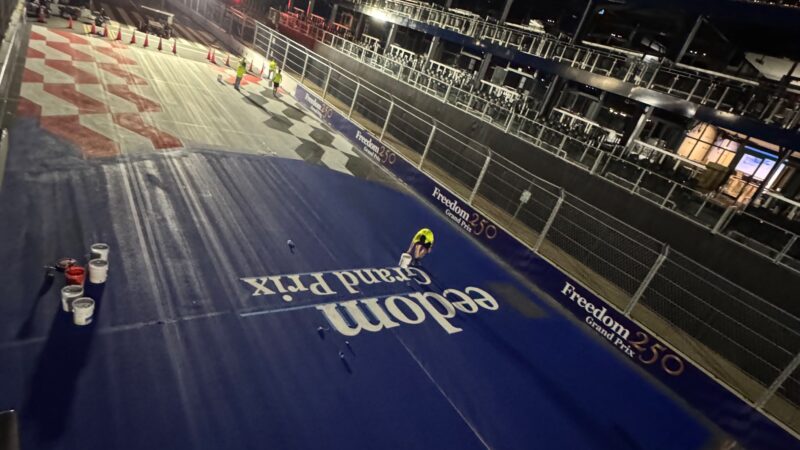 freedom 250 track design