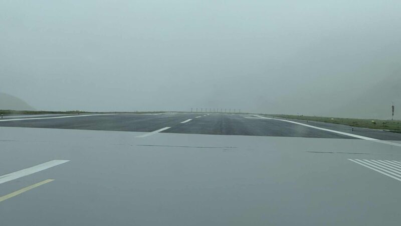 grooved runway before after