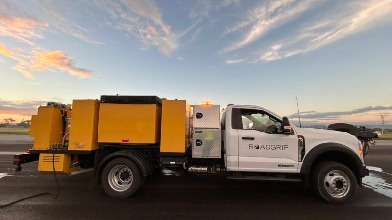 how to remove rubber from runways