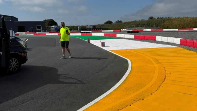 karting circuit track marking roadgrip