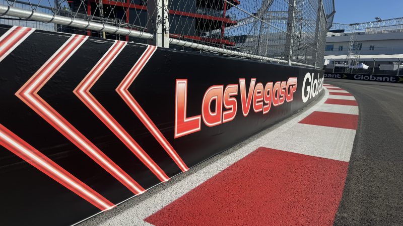 las vegas track marking roadgrip