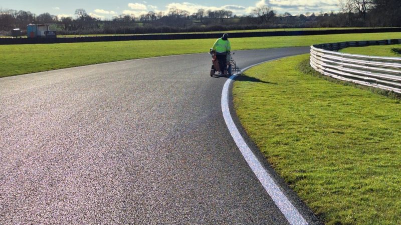 line painting on track roadgrip mallory park