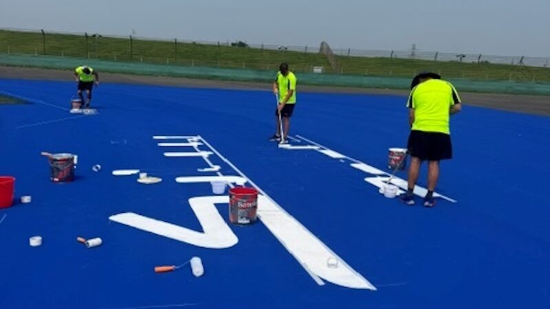 logo painting motorsport roadgrip