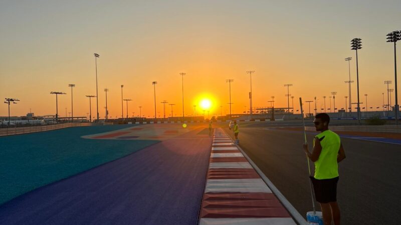 lusail circuit at sunset roadgrip