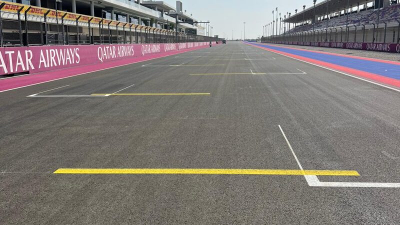 lusail circuit starting grid painting