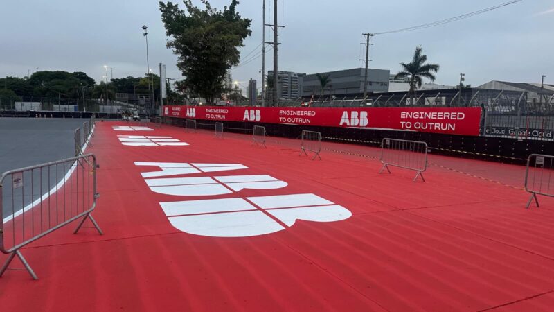 motorsport circuit branding company roadgrip