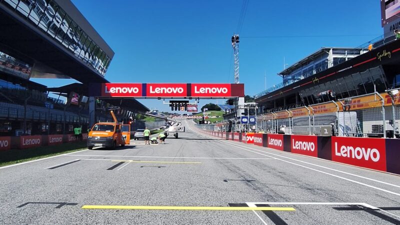 motorsport grid marking roadgrip