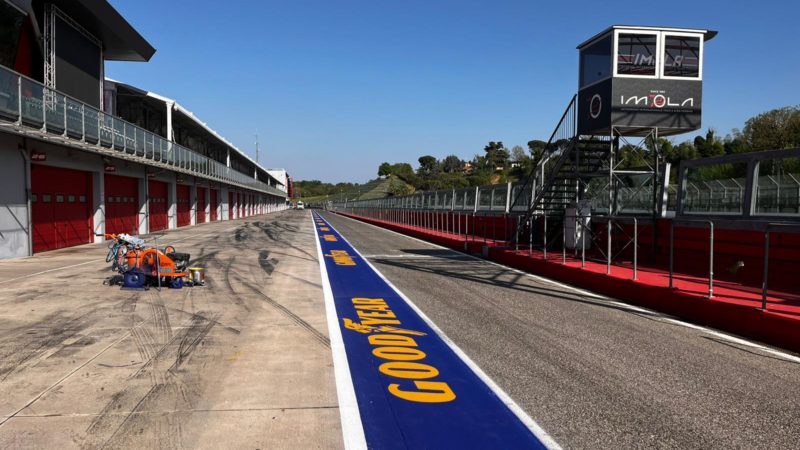 motorsport track branding roadgrip