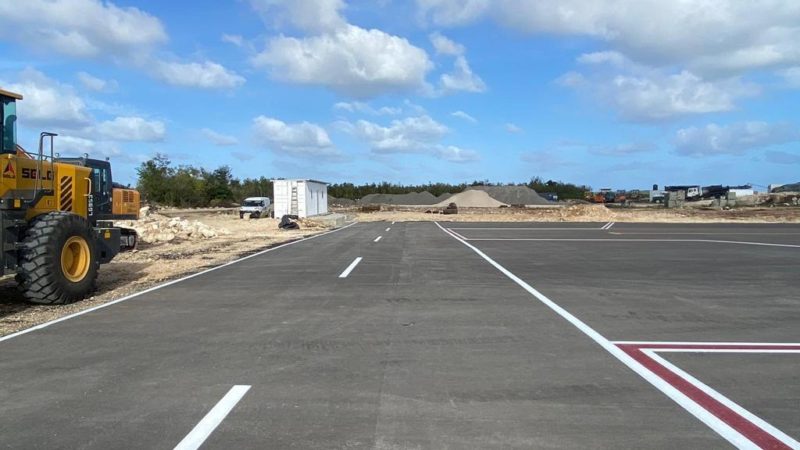 new runway barbuda roadgrip