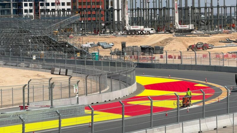 painting a new race track for f1