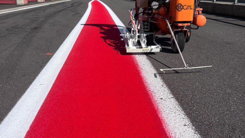 pit lane painting roadgrip spa