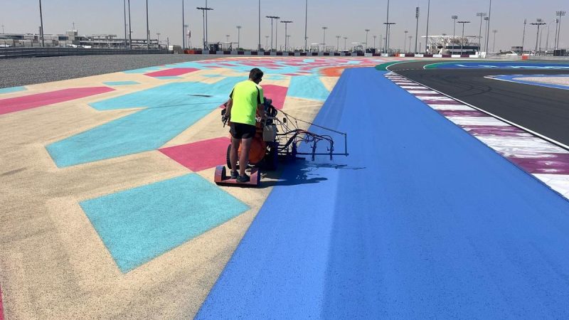 race tarck painting qatar roadgrip