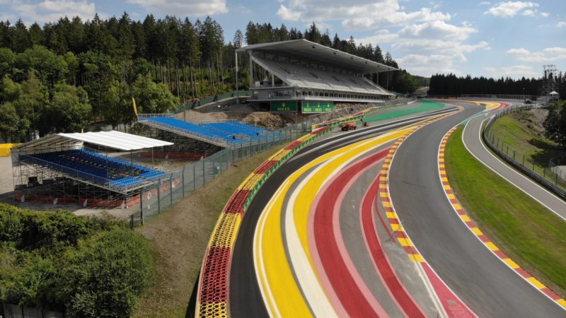 race track line marking spa F1 roadgrip