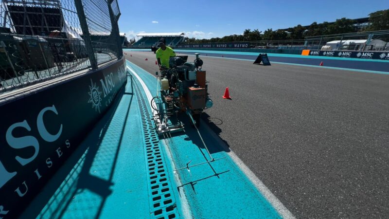 race track lining comapny usa