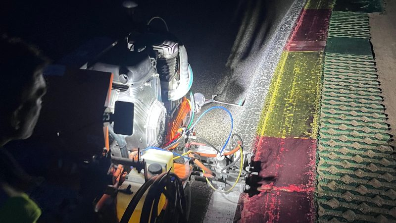 race track refresh line painting roadgrip