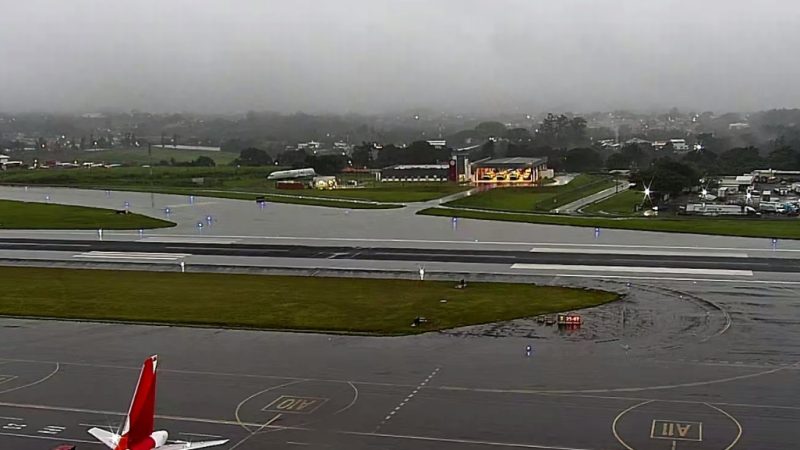 rainy airport costa rica