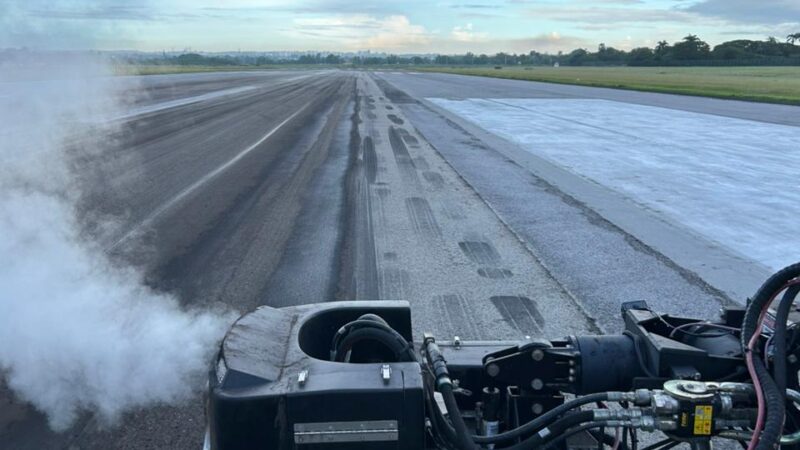rubber on runways aircraft safety