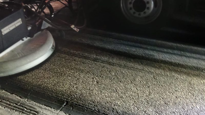rubber removal after UHP roadgrip