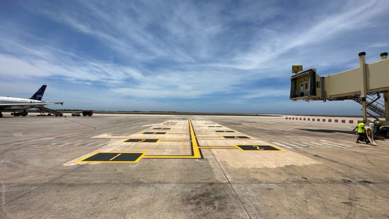runway markings roadgrip curacao