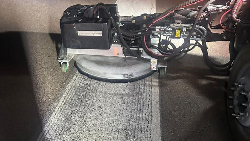 runway paint removal roadgrip