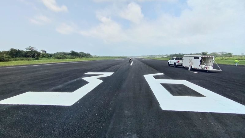 runway painting panama roadgrip