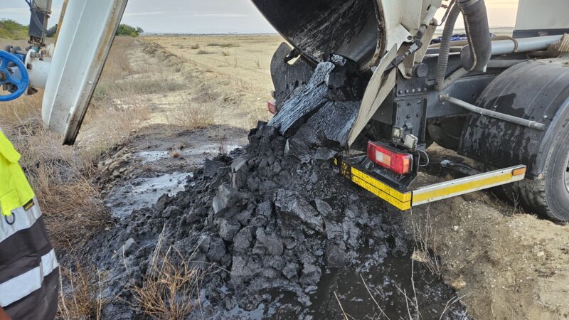 runway rubber build-up