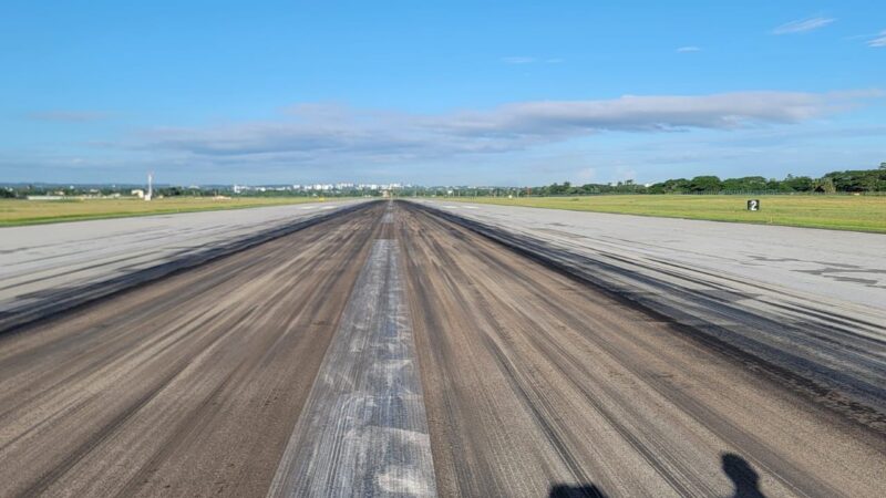 runway rubber removal after