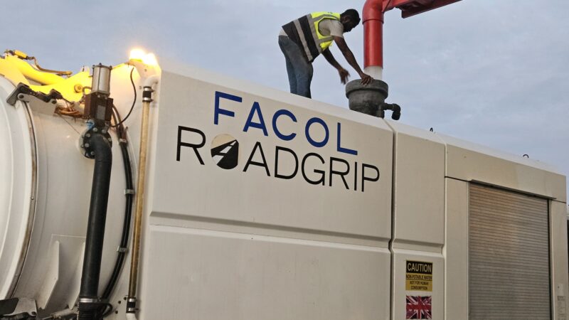 runway rubber removal machine roadgrip