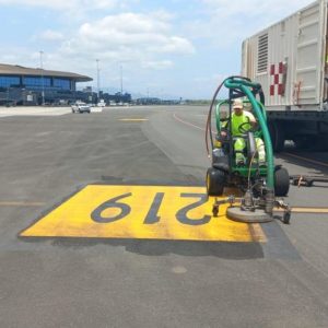runway rubber removal roadgrip panama
