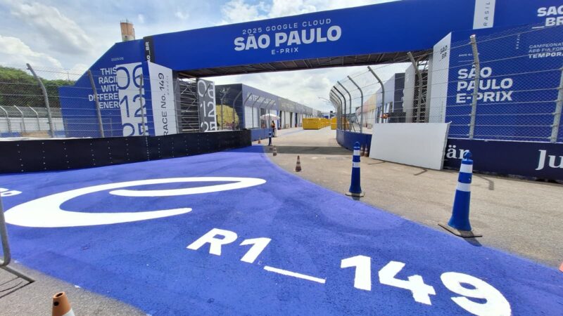 sao paulo race circuit painting