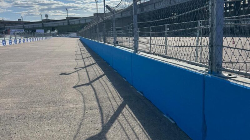 street circuit wall painting roadgrip