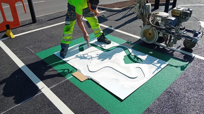 supermarket car park marking roadgrip