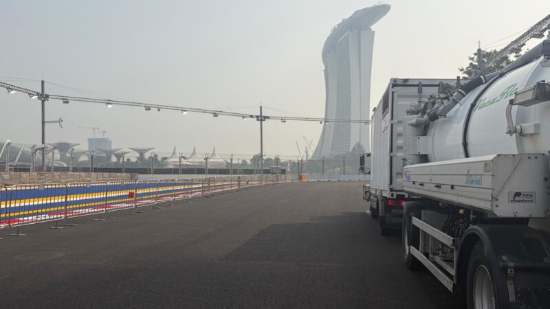 track cleaning f1 roadgrip