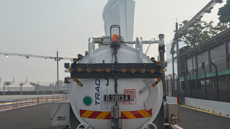 track cleaning machine roadgrip