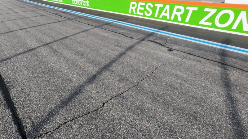 track limits blue line striping