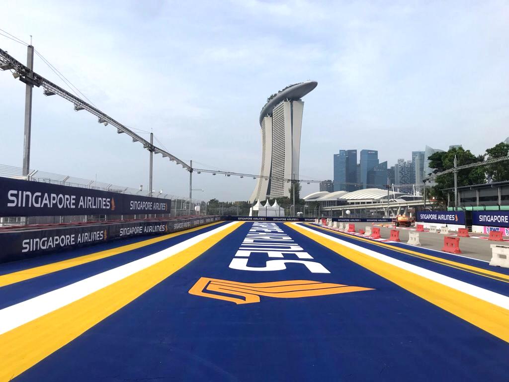 track painting and cleaning singapore roadgrip 2022