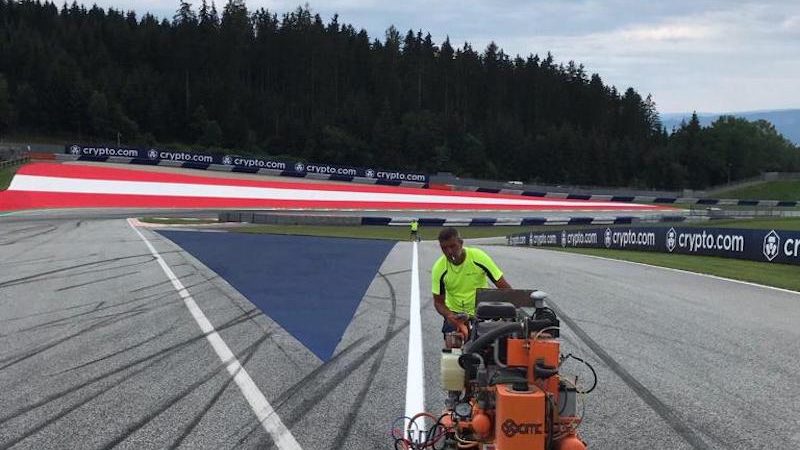 track painting austria 2022 roadgrip