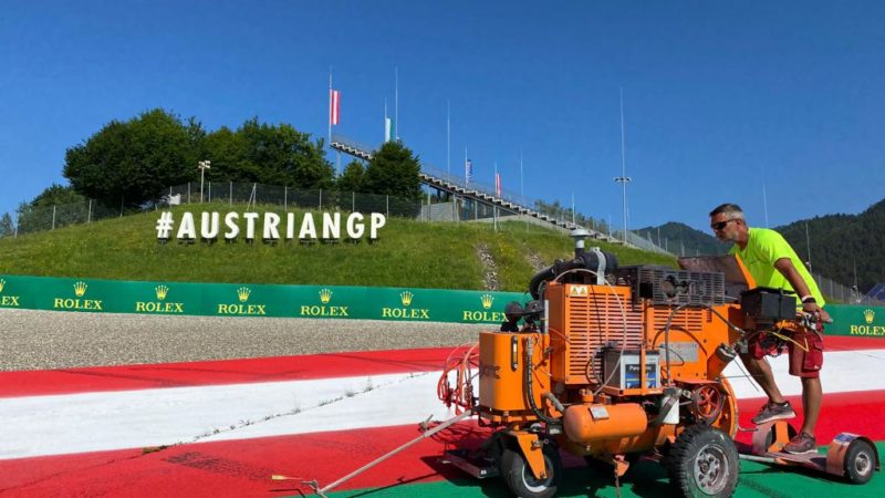 track painting austrian GP F1 roadgrip